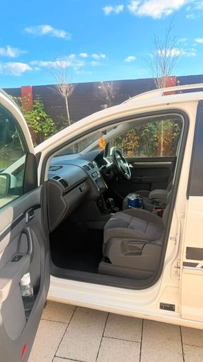Volkswagen touran Petrol  7 Seater Automatic