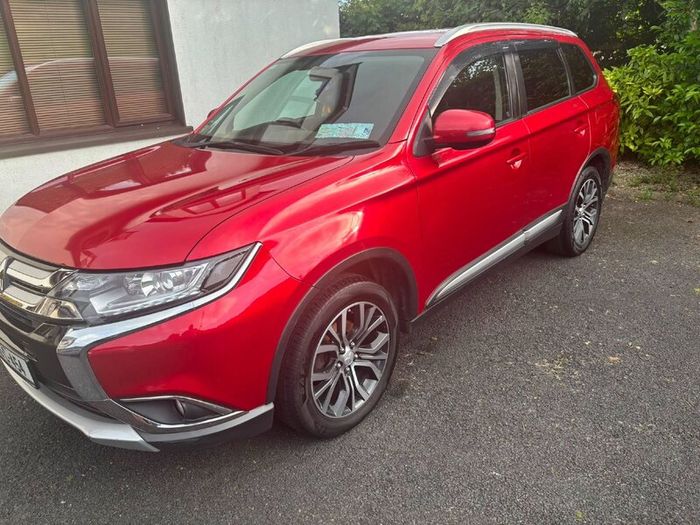 Mitsubishi Outlander 2018 Diesel 5 seater
