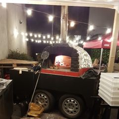 wood fired pizza oven trailer