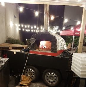 wood fired pizza oven trailer