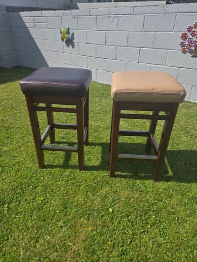 High Quality Large Leather Top Bar Stools