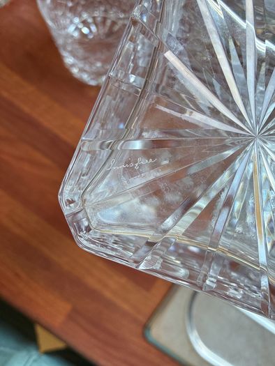 Innisfree 6x tumblers and 1x decanter