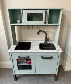 Toy Kitchen