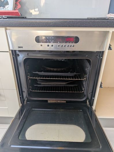 Xanussi Fan Oven for sale
