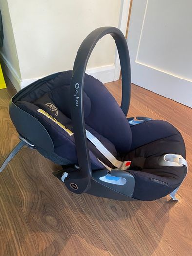 Seat + base | Cybex Cloud Z + Base Z + Newborn Insert