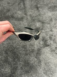 oakley sunglasses