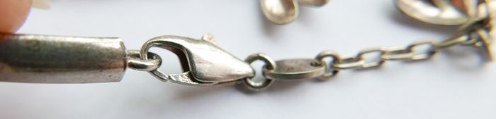 Vintage 925 Sterling Silver charm bracelet with flower charms