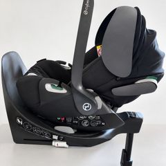 Cybex car seat with base+adapters for Priam
