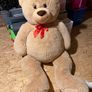 New Giant teddy bear E70 Smyths need gone 3 days old Image 3