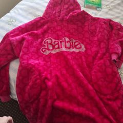Barbie hooded blanket size m-l