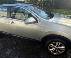 2012 Nissan Qashqai- 1200 and/or resonable offers