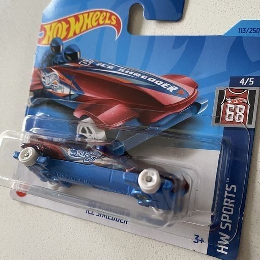 Lil Roar, Alpha Pursuit, Ice Shredder, Speed Bump - Hot wheels