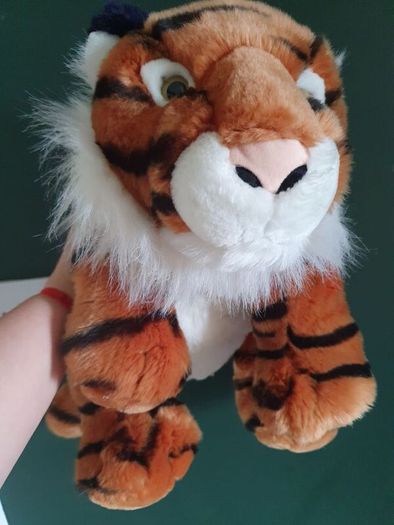 plush tiger