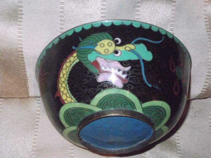 a lovely  small antique chinese cloisonne  bowl