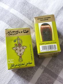 Henna hair dye - red