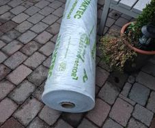 ground sheet...taram. size.  2meter 20. Wide