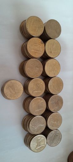 Ireland coins 366 in total Pre decimal and Decimal Read description Registered post included