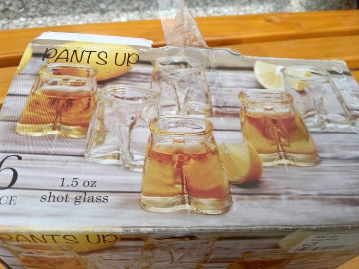 6 New Pants Up Glasses