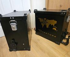 motorcycle panniers - for parts or repair