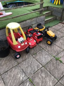 kids ride on cars