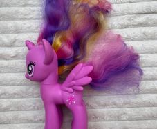 My Little Pony Friendship is Magic Princess Twilight Sparkle 2013  Large approx. 20 cm. Used Please see photos