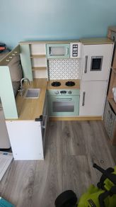 Pretend kitchen