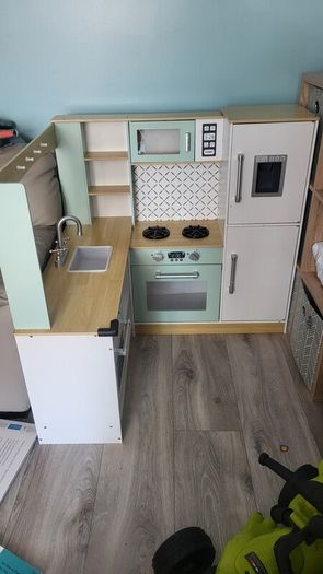 Pretend kitchen