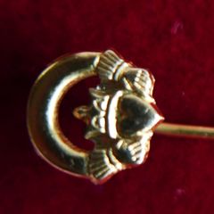 Vintage Claddagh Ancient Style Celtic Gold Filled Stick Pin Lapel Pin