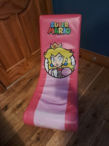 Gaming chair Princess Peach Super Mario
