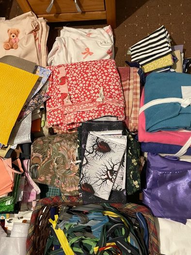 Complete sewing studio/at home business- machines, workstation fabrics and accessories