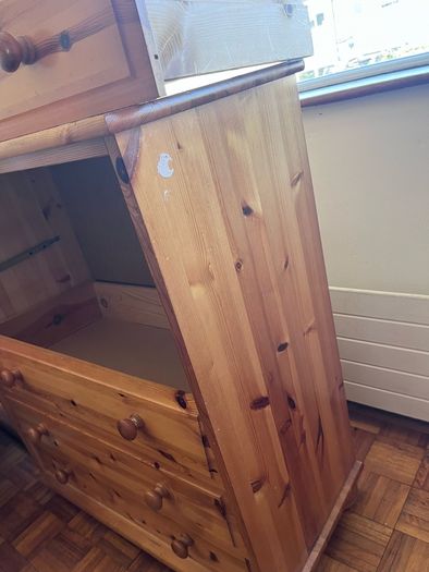 Chest of Drawers