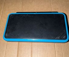 Nintendo 2DS XL - parts only