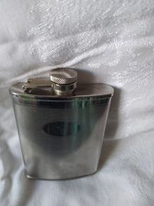 Peterson of Dublin/ 6oz whiskey flask