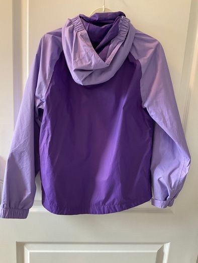 Girls raincoat, 9 to 10 yrs