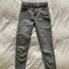 Skinny Grey jeans age 11-12 (146cm)