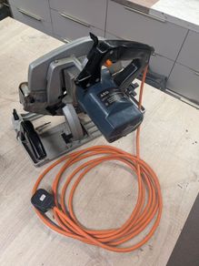AEG 9in circular saw