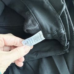 Patagonia Men's snowboarding trousers 38