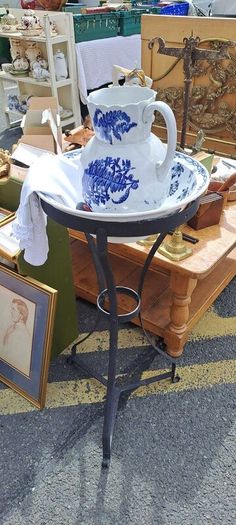 Victorian Jug And Bowl Holder