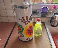 Flask dispenser vintage
