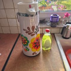 Flask dispenser vintage