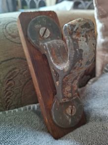Cast Iron Church organ pipe holder