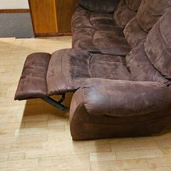 3 seater recliner couch