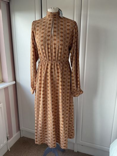 dress Bnwt mustard & tan high neck midi dress size 10