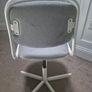 kids desk chair Image 3