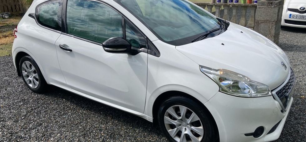 2014 Peugeot 208