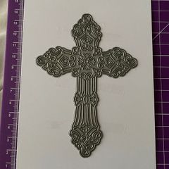 Tattered lace cross cutting die