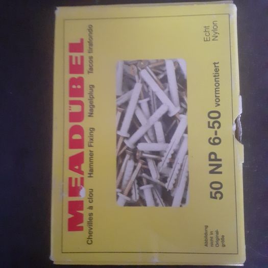 Screw fasteners