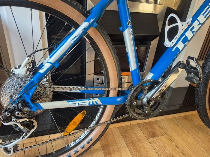 trek
