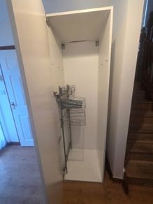 Utility cabinet