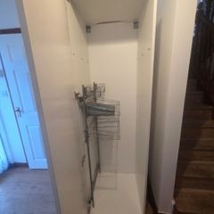 Utility cabinet
